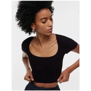Aritzia Babaton Sculpt Knit Crop Top Size XS Black Square Neck Tee Ribbed